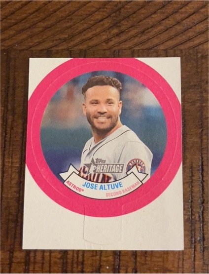 2022 Topps Heritage #18 Jose Altuve — front