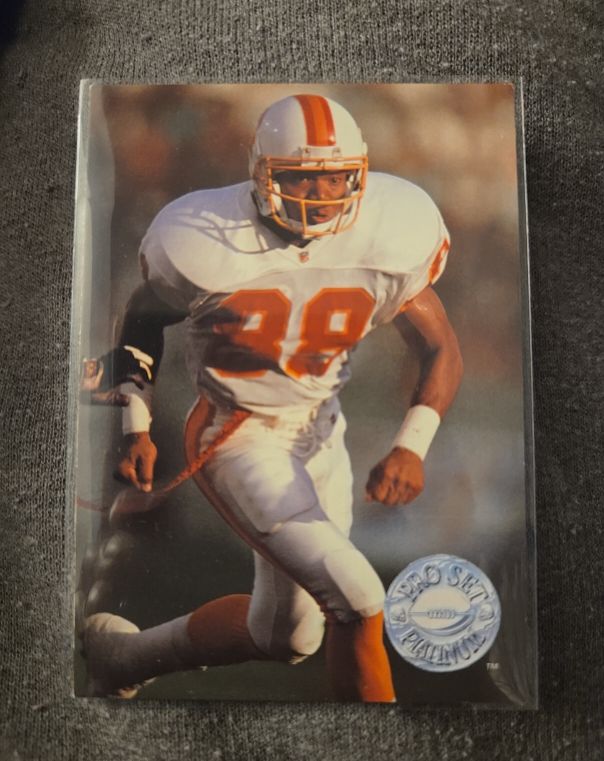 1991 Pro Set Platinum #276 Mark Carrier — front