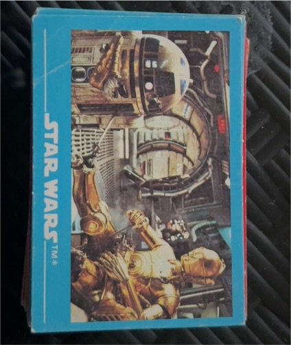 1977 Topps Star Wars Blue Series #12 C-3PO R2-D2 — front
