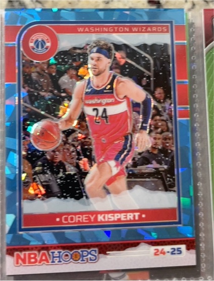 2023-24 Panini NBA Hoops Premium Stock #8 Corey Kispert — front