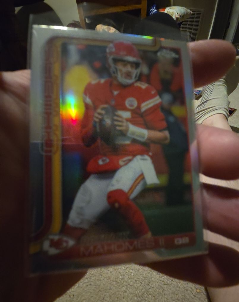 2025 Topps Chrome #148 Patrick Mahomes II — front