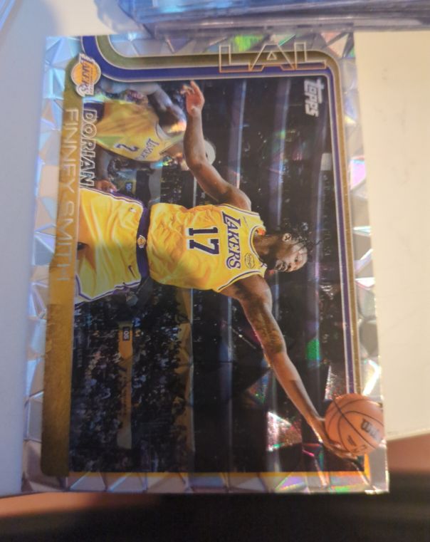 2025-26 Topps #149 Dorian Finney-Smith — front