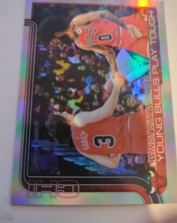 2025-26 Topps #277 Windy City Wonder: Young Bulls Play Tough — front