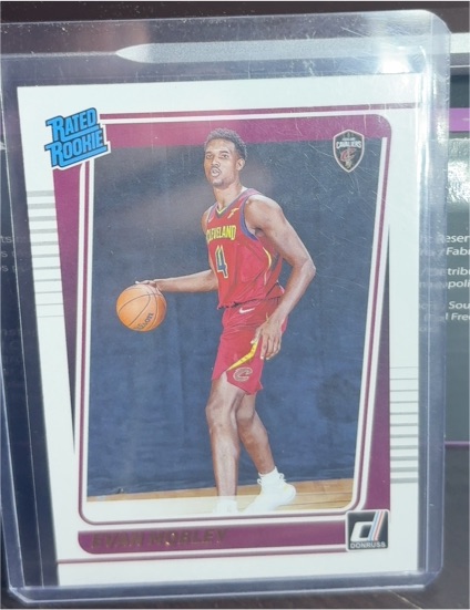 2021-22 Donruss #225 Evan Mobley — front