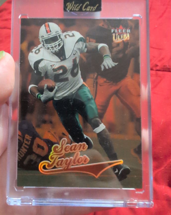 2004 Fleer Ultra #228 Sean Taylor — front