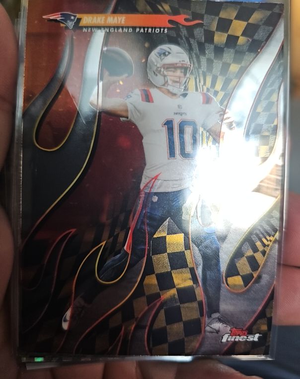 2025 Topps Finest #T-25 Drake Maye Torchers — front