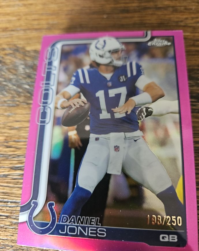 2025 Topps Chrome #132 Daniel Jones — front