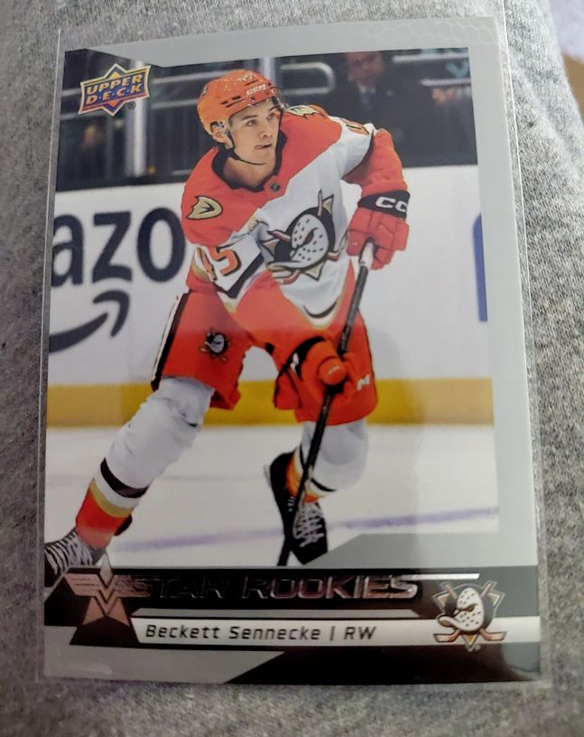 2025-26 Upper Deck Star Rookies #7 Beckett Sennecke — front