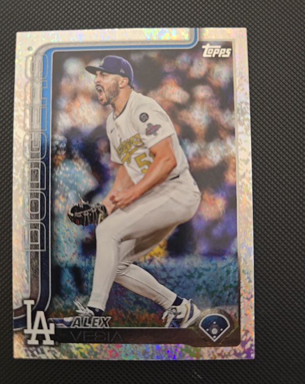 2025 Topps Update Series #US239 Alex Vesia — front