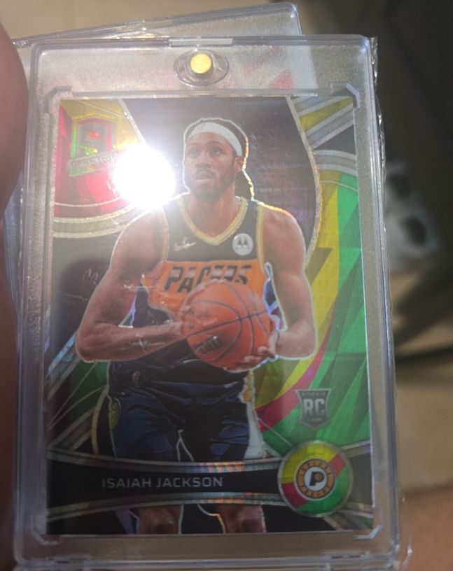 2021-22 Panini Spectra #142 Isaiah Jackson — front