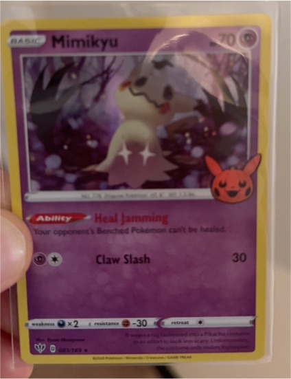 2020 Pokémon 081/189 Mimikyu — front