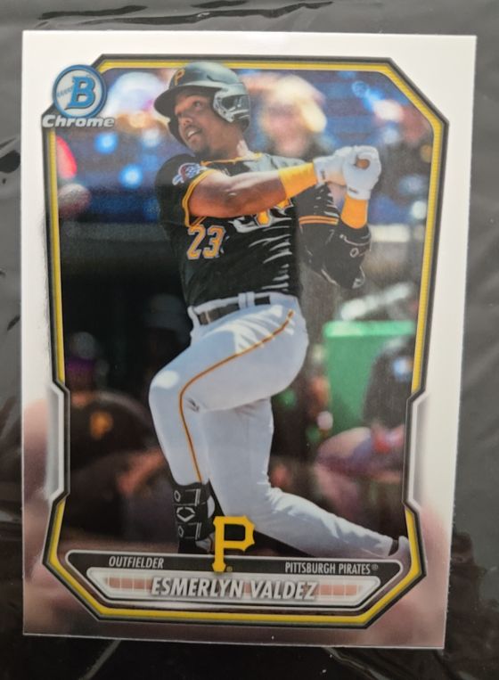 2025 Bowman Draft Chrome #BDC-110 Esmerlyn Valdez — front