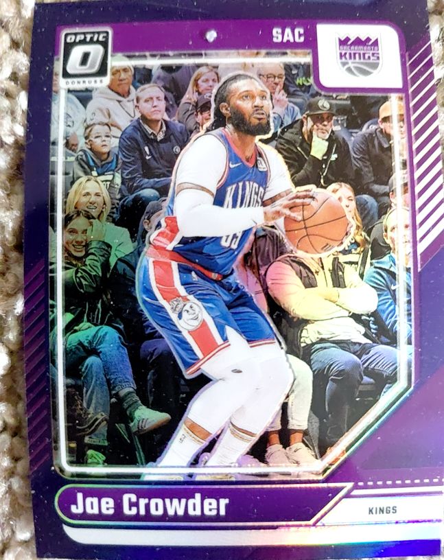 2024-25 Panini Donruss Optic #52 Jae Crowder — front