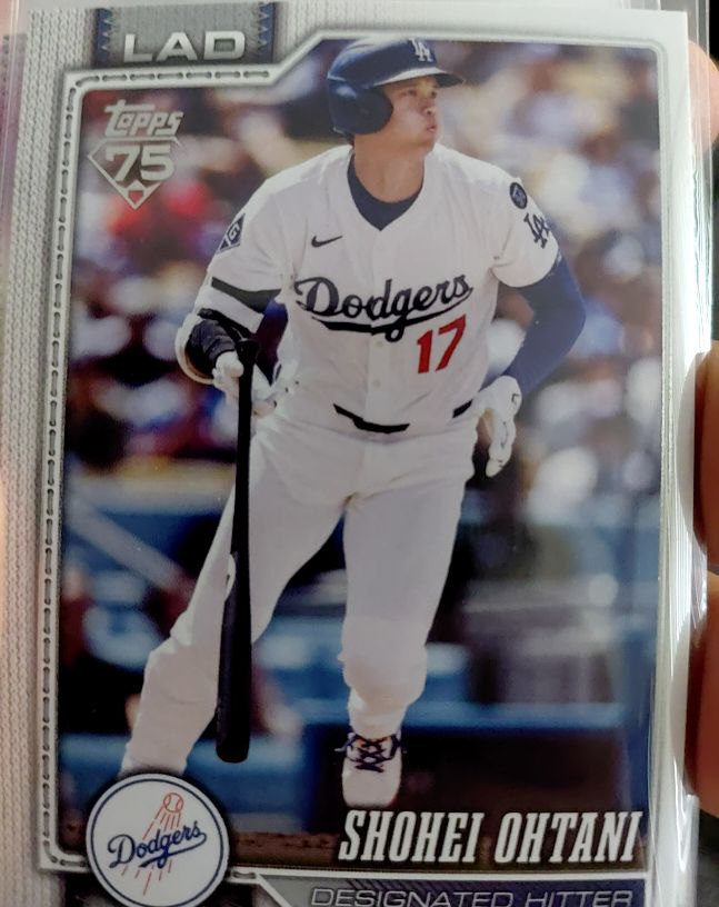 2026 Topps 75 #LAD 17 Shohei Ohtani — front