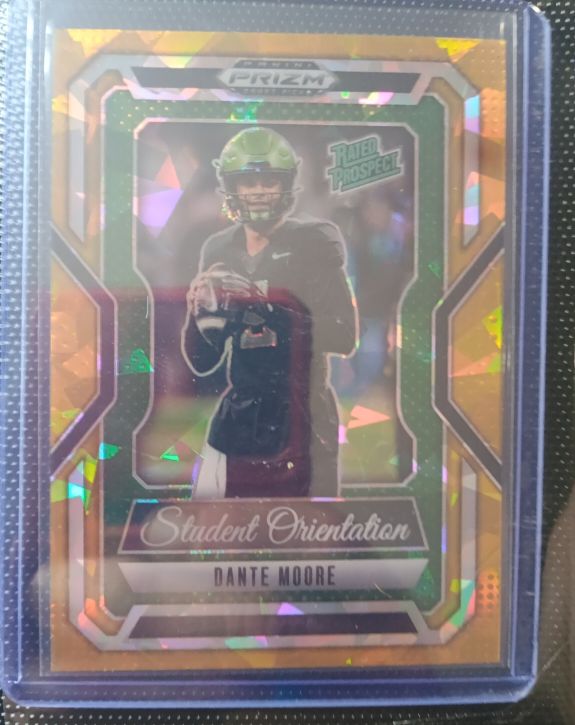 2025 Panini Prizm Draft Picks #2 Dante Moore Student Orientation Gold Ice Prizm — front
