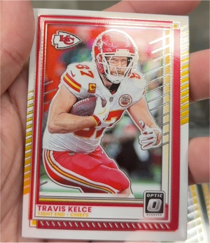 2025 Panini Donruss Optic #135 Travis Kelce — front