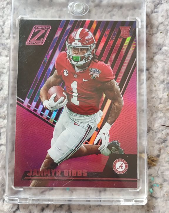 2023 Panini Chronicles Zenith #13 Jahmyr Gibbs — front