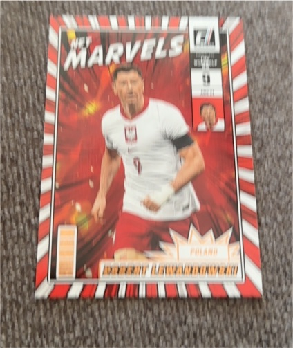 2025-26 Donruss Road to FIFA World Cup Net Marvels #7 Robert Lewandowski — front