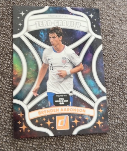 2025-26 Panini Donruss Zero Gravity #13 Brenden Aaronson USA — front