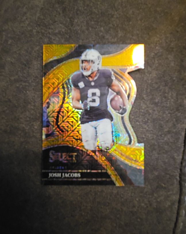 2023 Panini Select #250 Josh Jacobs Club Level — front