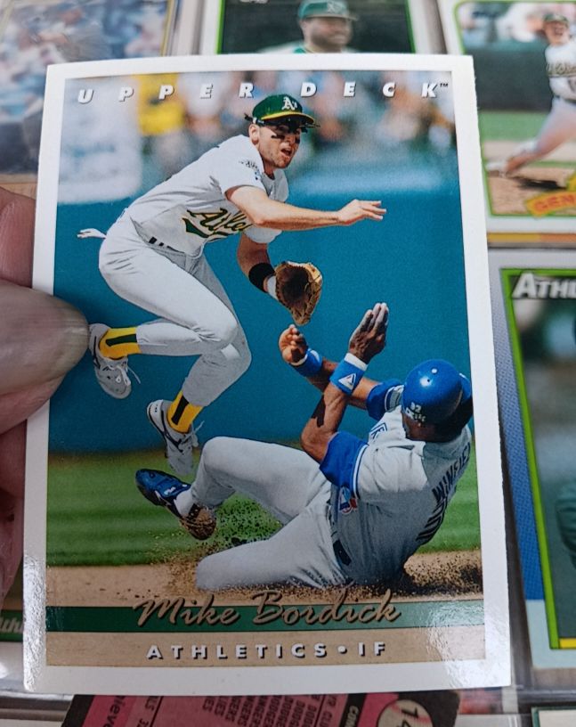 1993 Upper Deck #189 Mike Bordick — front