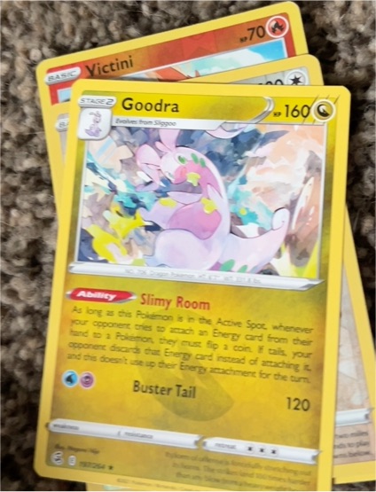 2020 Pokémon Fusion Strike #197 Goodra — front