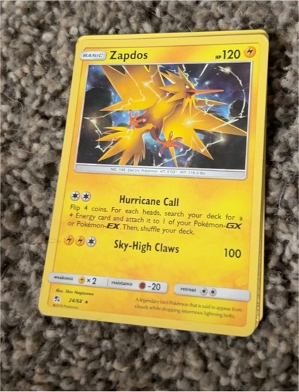 2019 Pokemon Hidden Fates #24 Zapdos — front