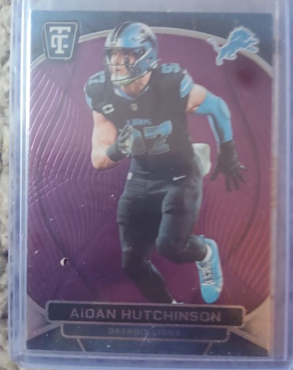 2024 Panini Totally Certified #29 Aidan Hutchinson — front