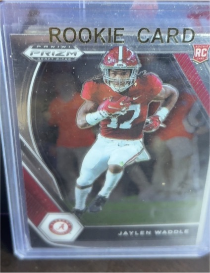 2021 Panini Prizm Draft Picks #103 Jaylen Waddle — front