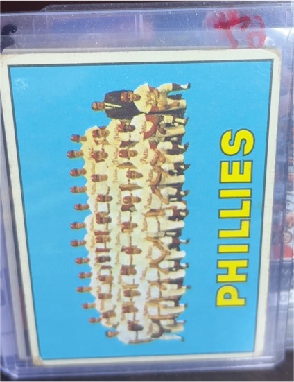 1967 Topps #102 Philadelphia Phillies Team — front