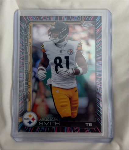 2025 Topps Chrome #257 Jonnu Smith — front