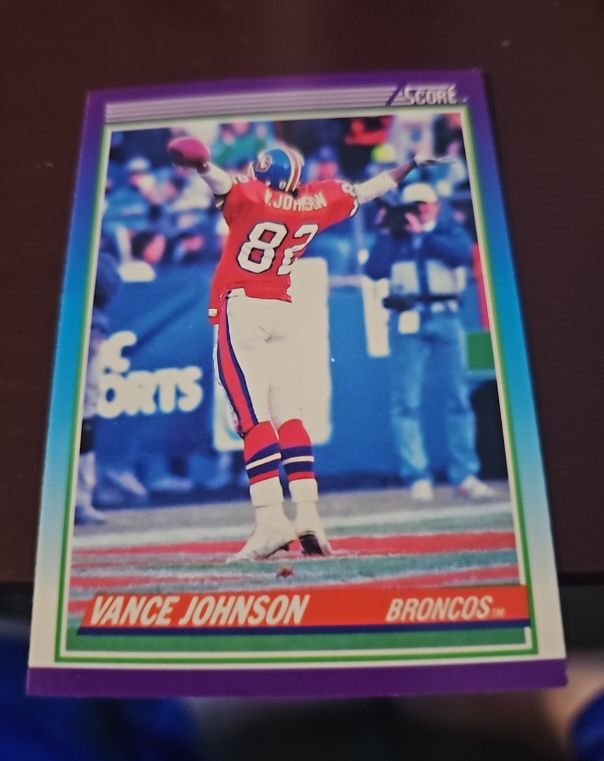 1990 Score #182 Vance Johnson — front