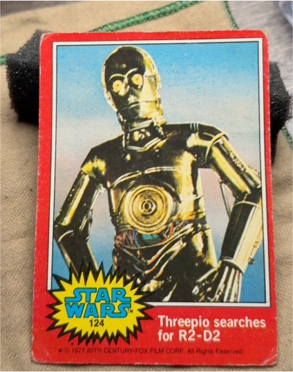 1977 Topps Star Wars Red Series 2 #124 C-3PO — front