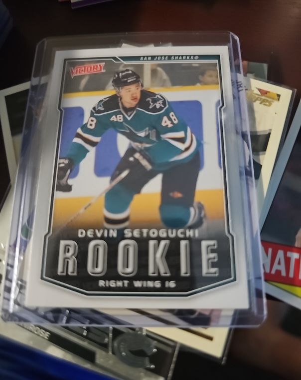2007-08 Upper Deck Victory #309 Devin Setoguchi — front