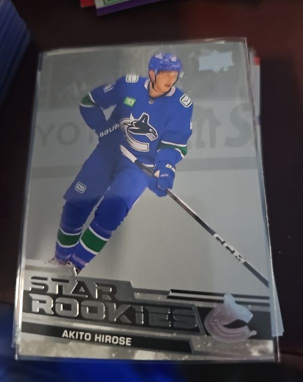 2023-24 Upper Deck Star Rookies #19 Akito Hirose — front