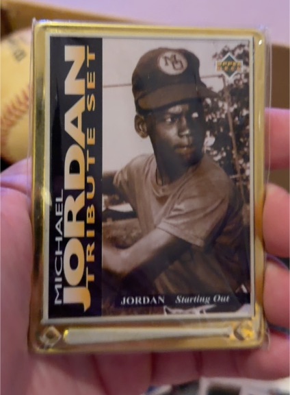 1995 Upper Deck Tribute #JT1 Michael Jordan — front