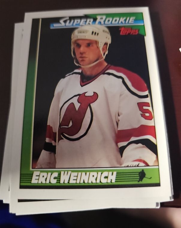 1991-92 Topps #10 Eric Weinrich — front