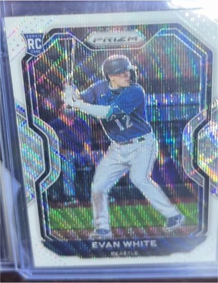 2021 Panini Prizm #89 Evan White — front
