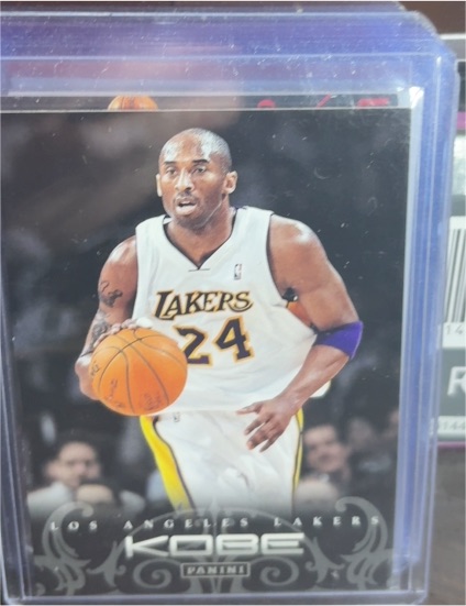2012-13 Panini Kobe Anthology #180 Kobe Bryant — front