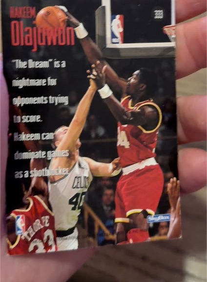 1994-95 Skybox #333 Hakeem Olajuwon — front