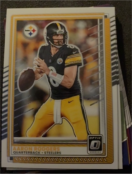 2025 Panini Donruss Optic #75 Aaron Rodgers — front