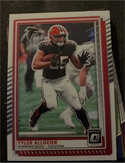 2025 Panini Donruss Optic #33 Tyler Allgeier — front