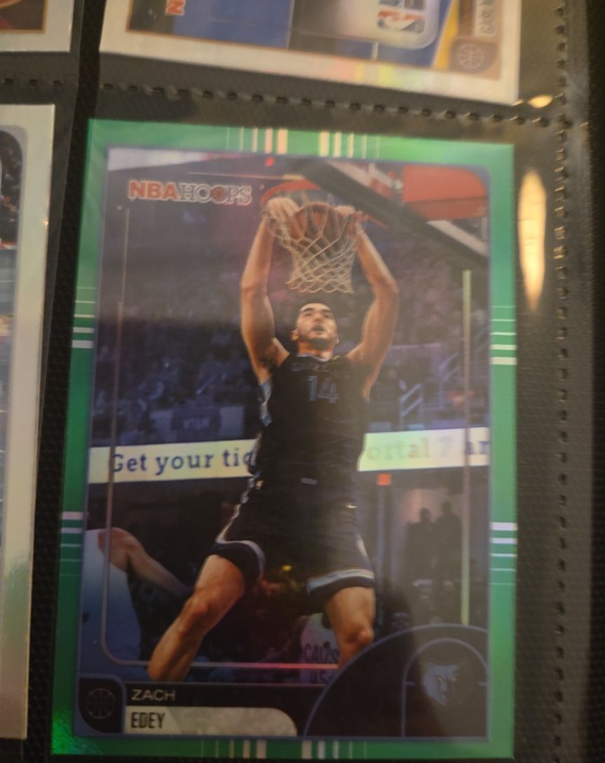 2024-25 NBA Hoops #239 Zach Edey — front