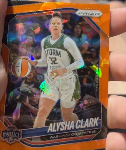 2025 Panini Prizm WNBA #129 Alysha Clark — front