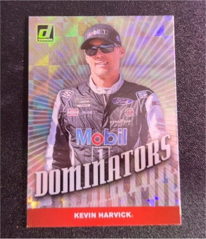 2020 Donruss NASCAR Dominators #D9 Kevin Harvick — front