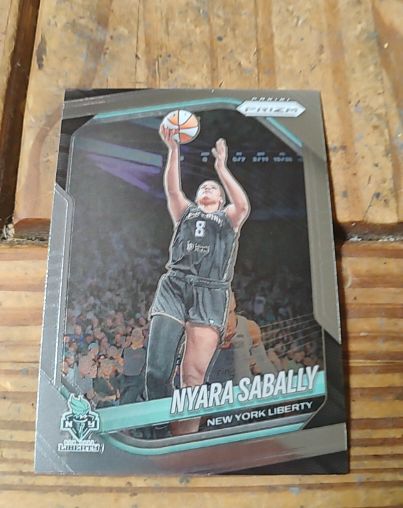 2025 Panini Prizm WNBA #117 Nyara Sabally — front