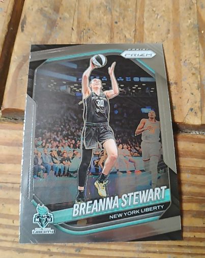 2025 Panini Prizm WNBA #26 Breanna Stewart — front