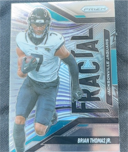 2025 Panini Prizm #9 Brian Thomas Jr. Fractal — front