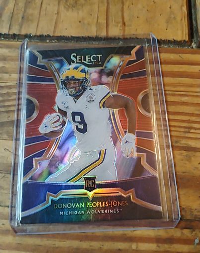 2020 Panini Chronicles Draft Picks Select #16 Donovan Peoples-Jones — front