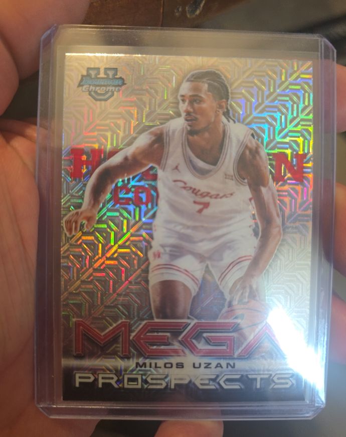 2025 Bowman Chrome U #MP-15 Milos Uzan Mega Prospects Mojo Refractor — front